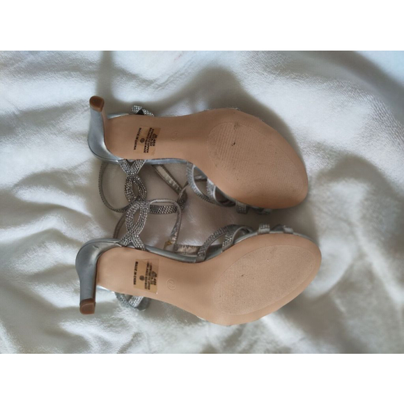 Silver Strappy Rhinestone Embellished Sz 7.5 Heels Evening Party Wedding - Picture 10 of 12